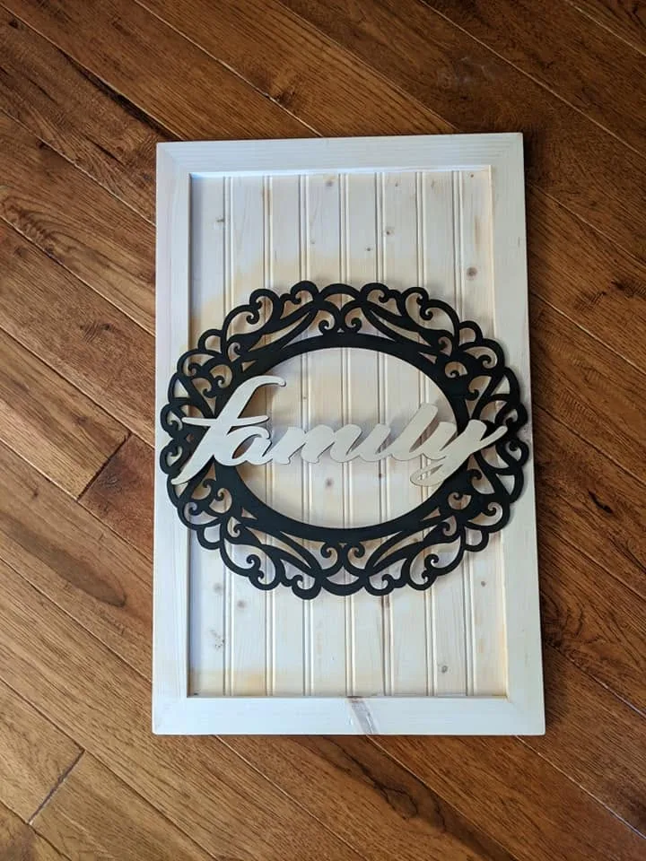 Welcome and Family Signs